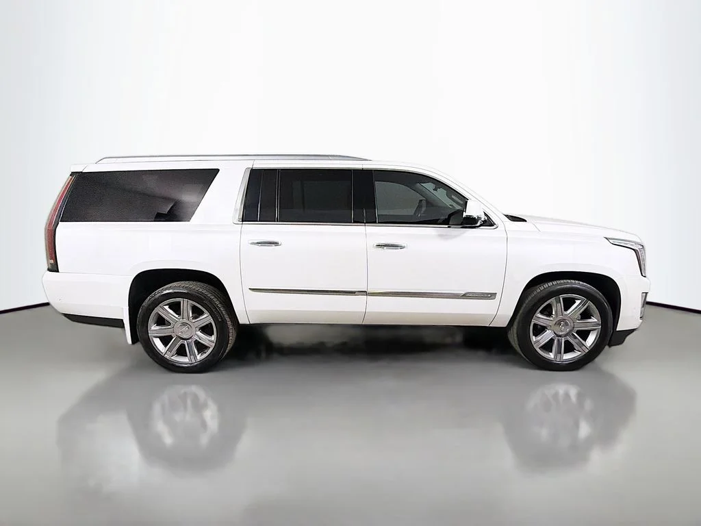 Used 2017 White Cadillac Premium image 5