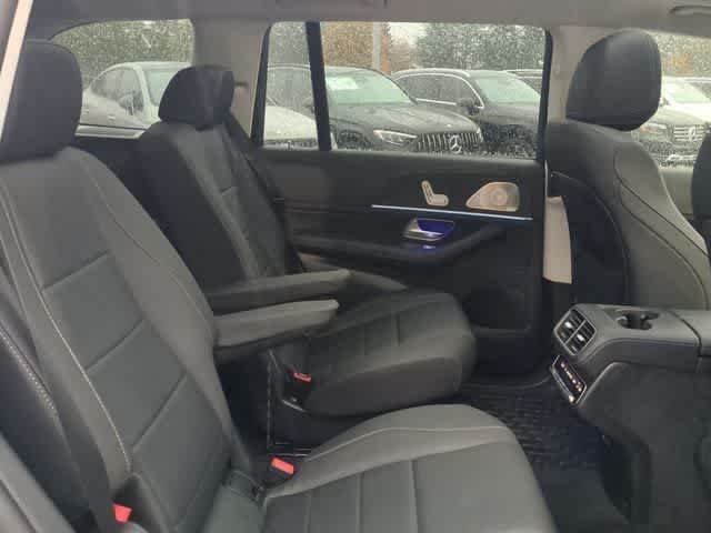 Used 2026 Cirrus Silver Metallic Mercedes-Benz GLS 450 image 21