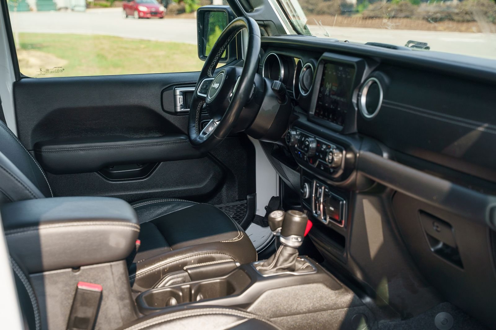 Used 2023 White Jeep Sahara 4xe image 11
