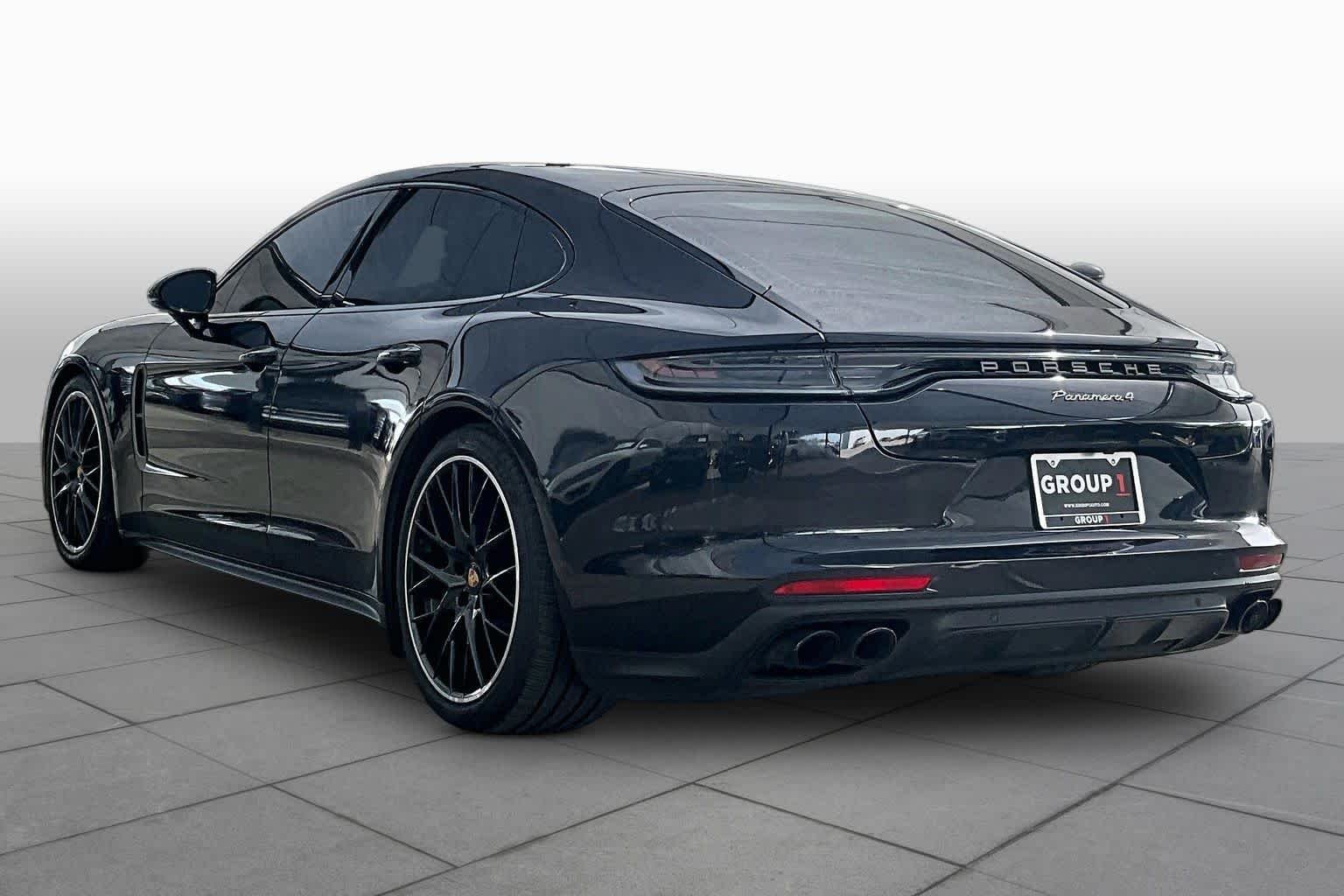 Used 2023 Black Porsche  image 11
