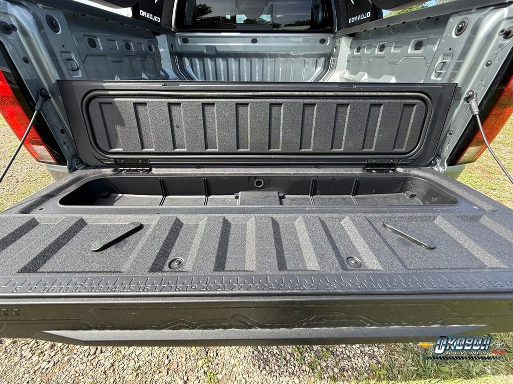 New 2026 Sterling Gray Metallic Chevrolet Z71 image 20