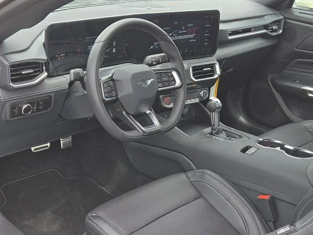 2025 Ford Mustang GT Premium Fastback - Photo 17