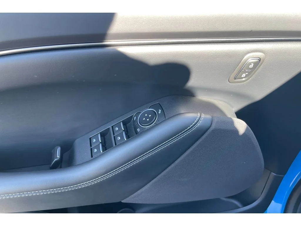 Used 2023 Grabber Blue Metallic Ford Select image 11