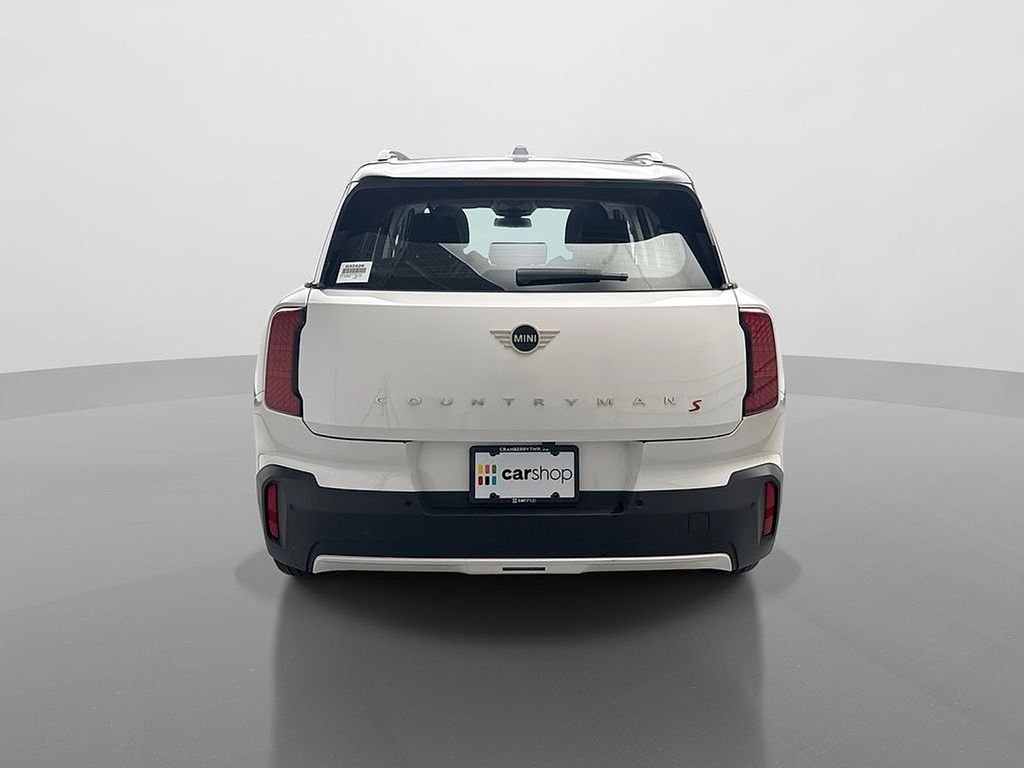Used 2025 White Metallic MINI  image 4