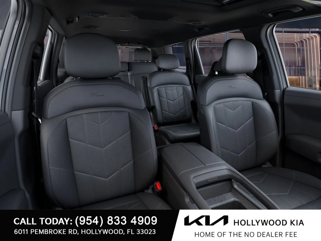 New 2027 White Pearl Kia  image 15
