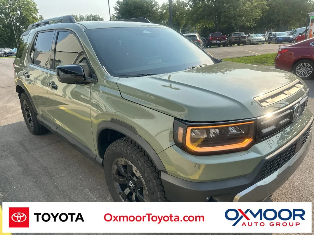 Used 2026 Green Honda TrailSport Elite image 1