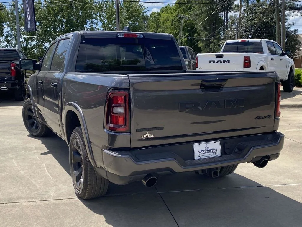 New 2026 Granite Crystal Metallic Clear-Coat Exterior Paint RAM Big Horn/Lone Star image 34