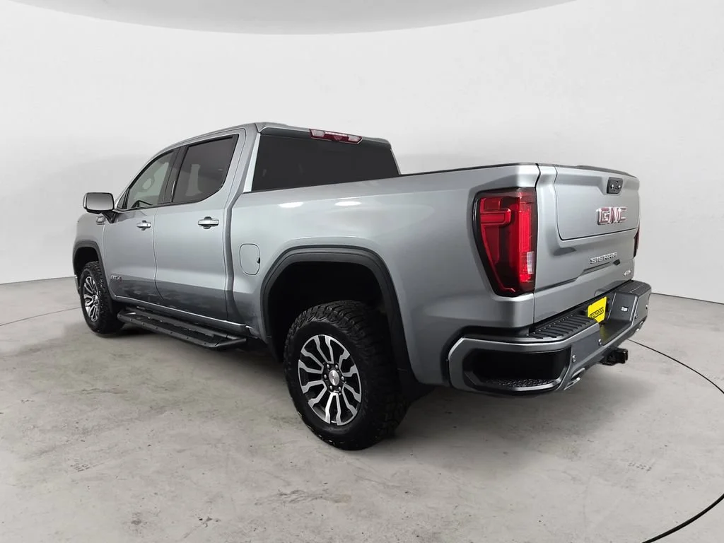 Used 2023 Sterling Metallic GMC AT4 image 7