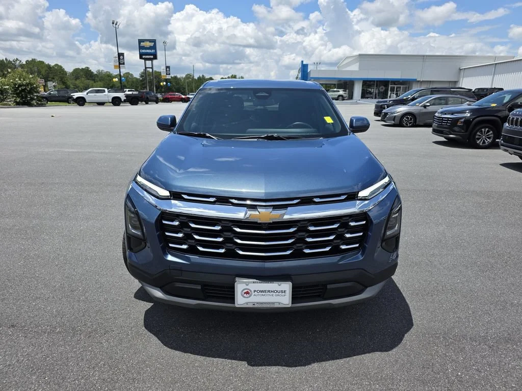 Used 2026 Lakeshore Blue Metallic Chevrolet LT image 8