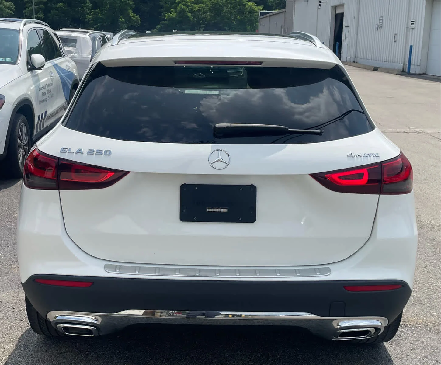 Used 2022 Polar White Mercedes-Benz GLA 250 image 4