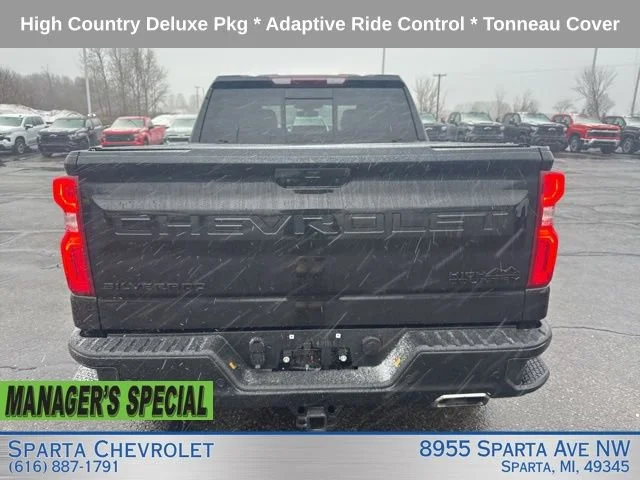 Used 2022 Black Chevrolet High Country image 4
