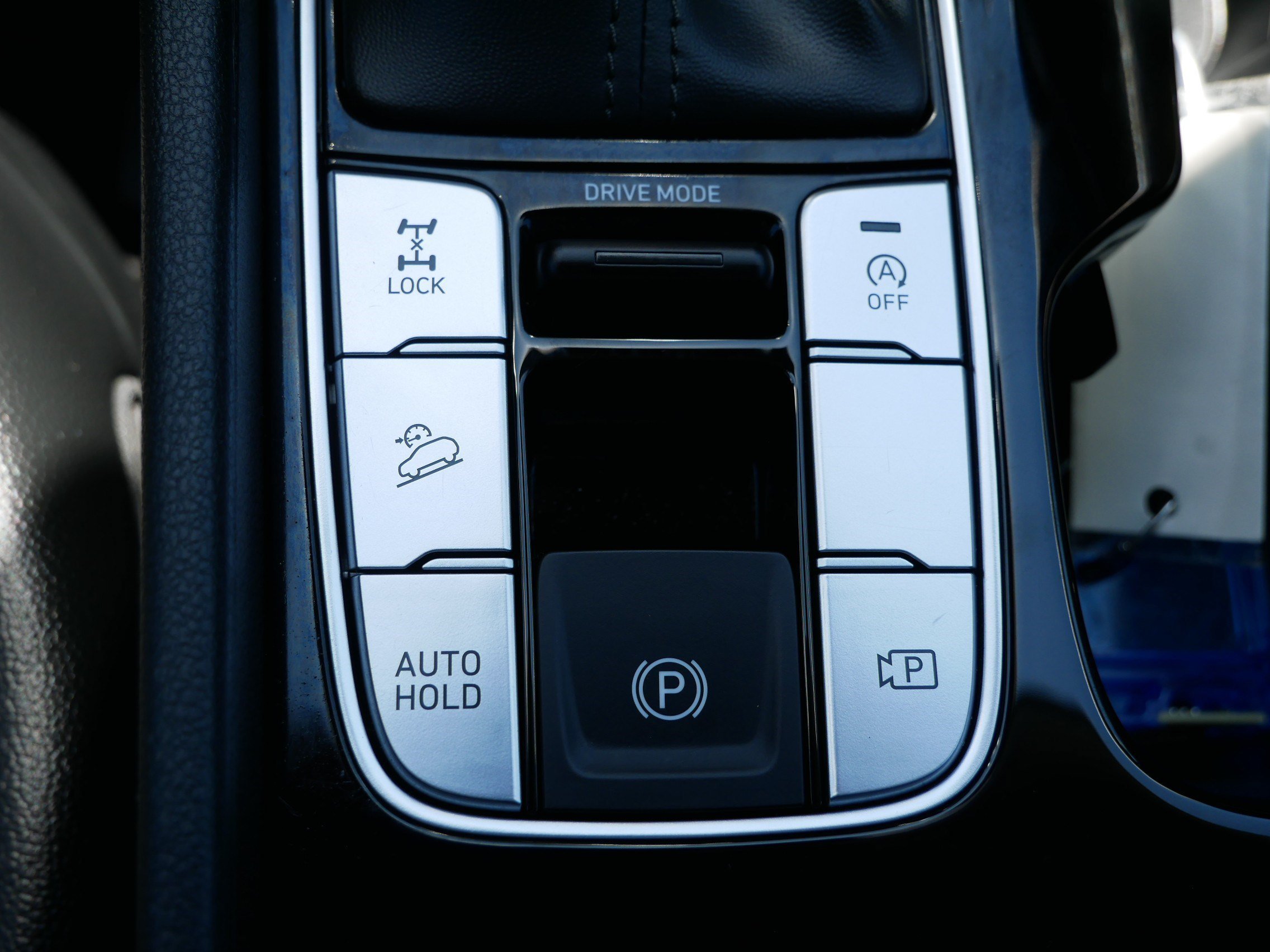 Certified Used 2023 Phantom Black Hyundai SEL image 27