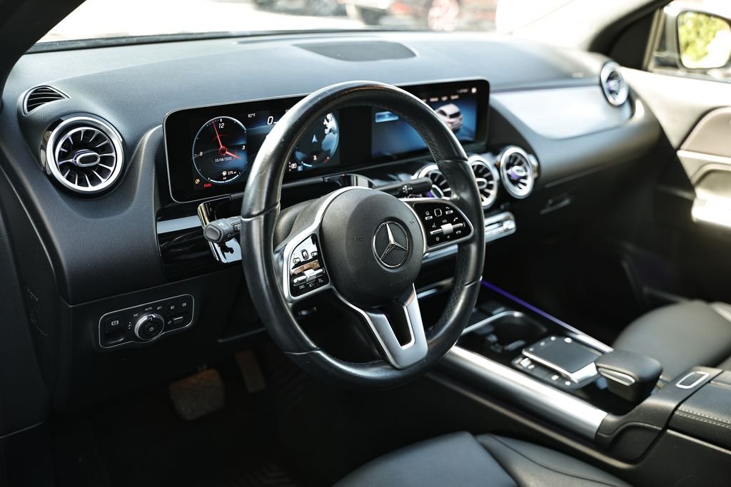 Used 2021 Cosmos Black Metallic Mercedes-Benz GLA 250 image 18