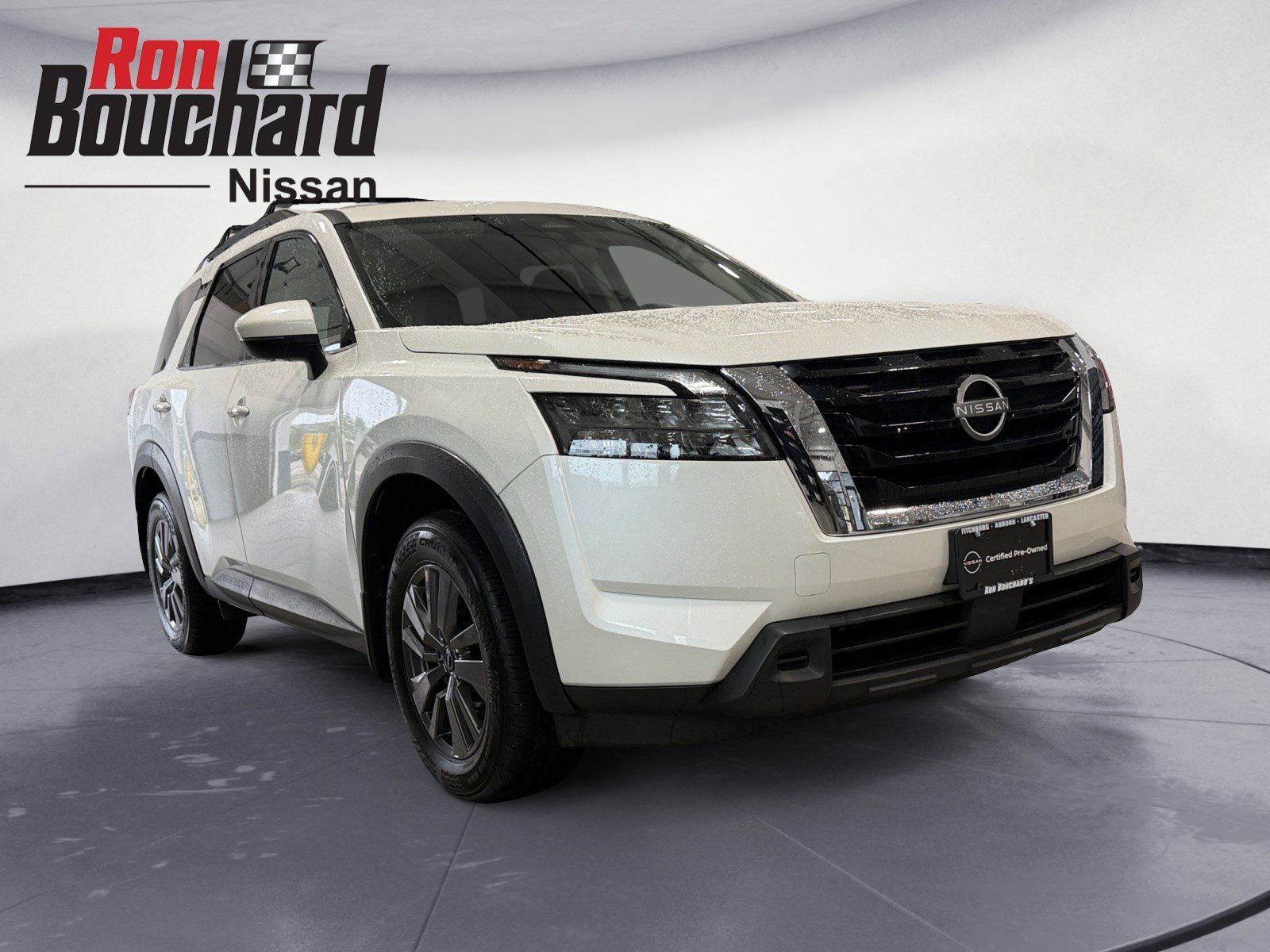 2023 Nissan Pathfinder SV 4WD's photo