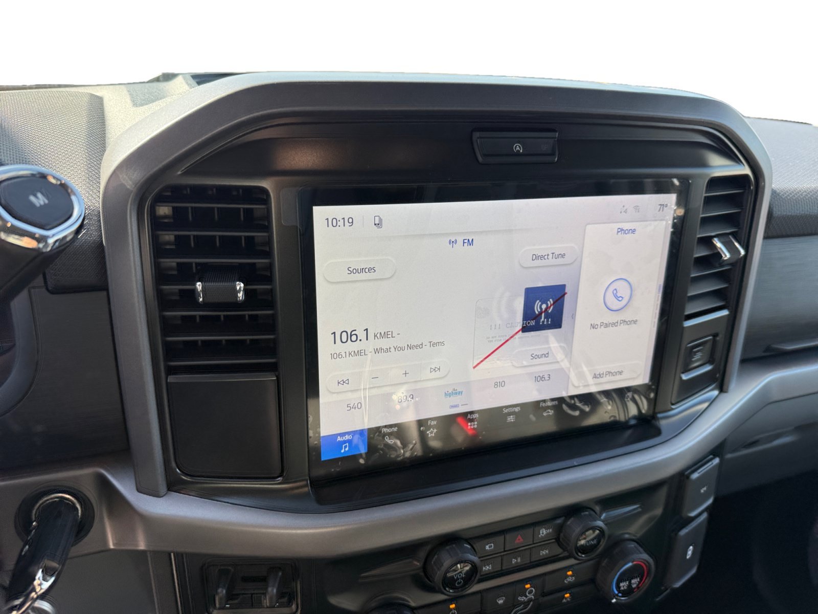 New 2026 Oxford White Ford XLT image 12