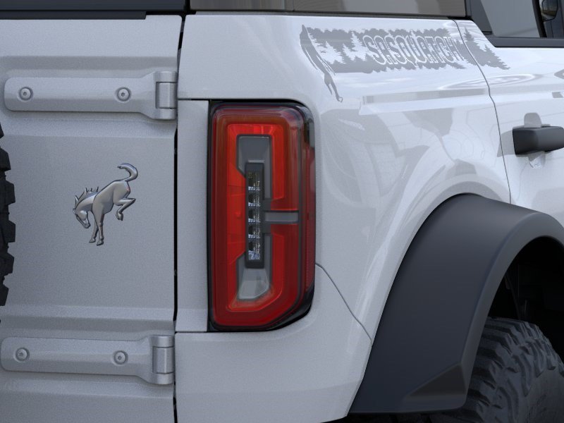 New 2026 Oxford White Ford Badlands image 23