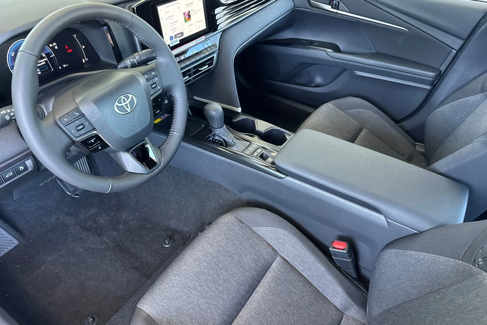 New 2026  Toyota LE image 12