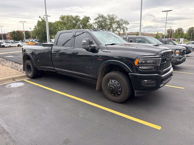 Used 2023 Black Ram Limited image 2