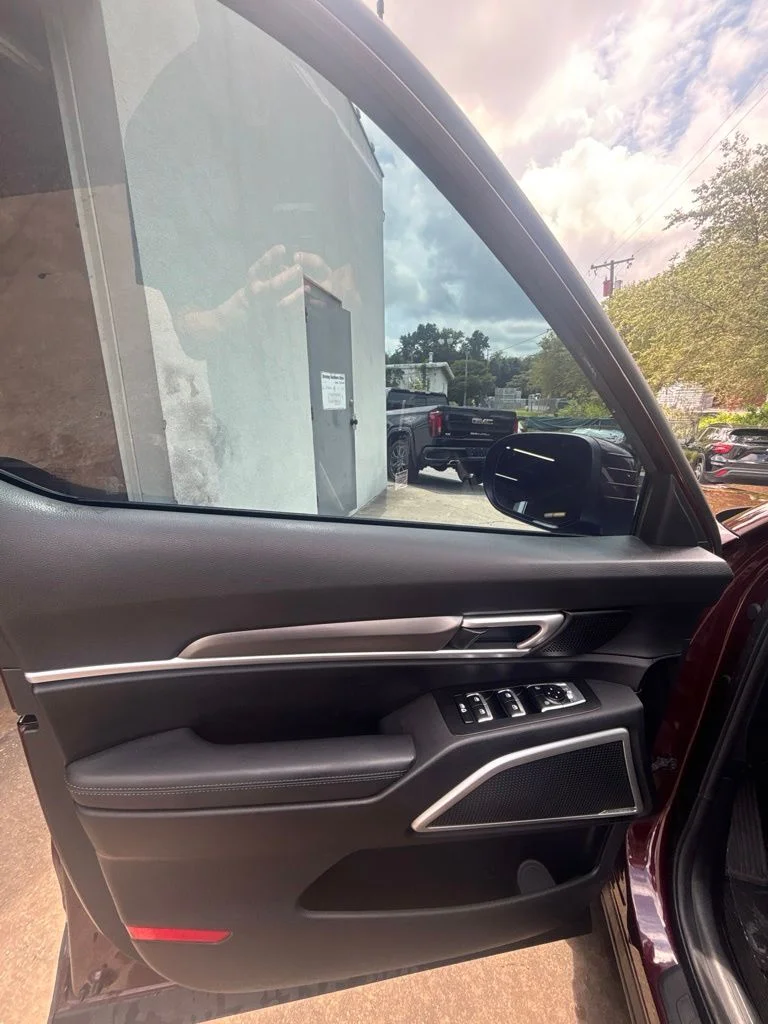 Used 2021 Purple Kia LX image 11
