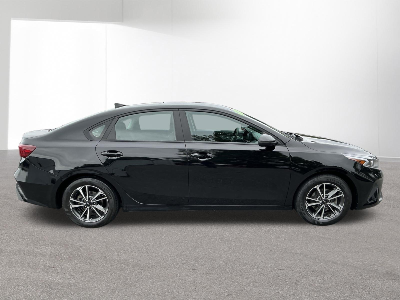Used 2023 Kia Forte LXS with VIN 3KPF24AD4PE598785 for sale in Stroudsburg, PA