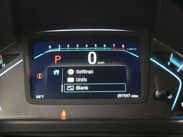 Used 2019 Silver Honda EX-L image 22