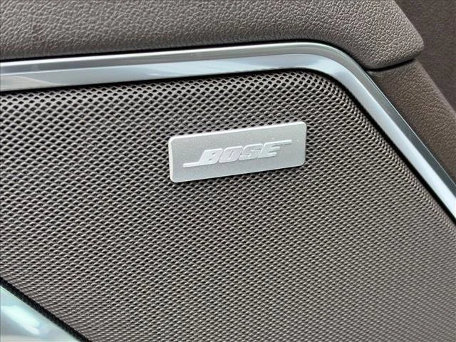 New 2026 Glacier White Tricoat GMC SLT image 26