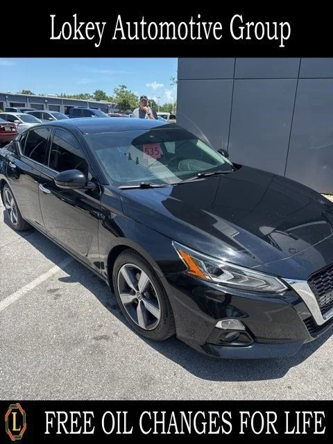 2021 Nissan Altima 2.5 SL's photo