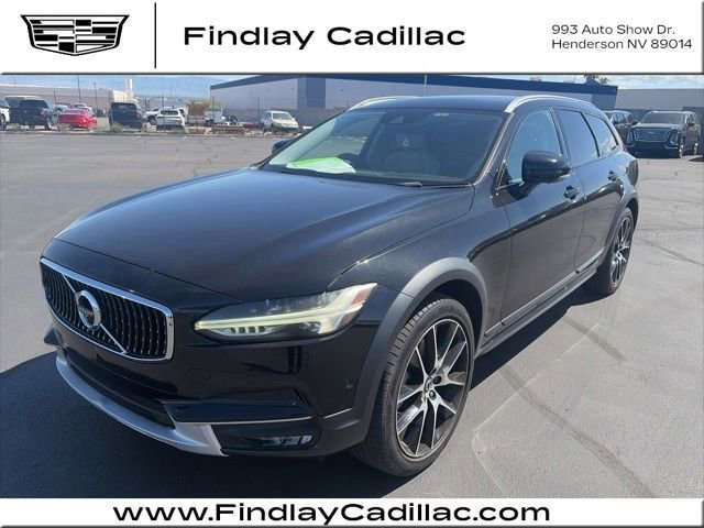 Used 2018  Volvo T6INSCRIPT image 1
