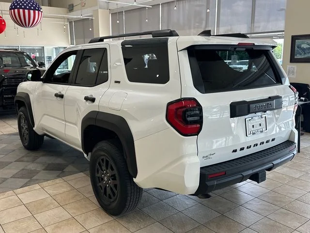 Used 2025 White Toyota SR5 image 5