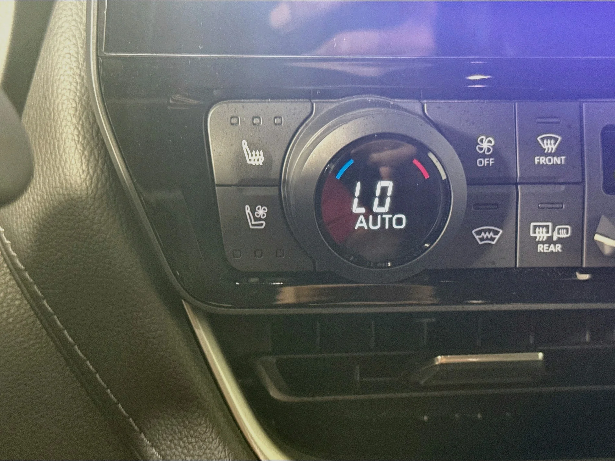 Certified Used 2024 Wind Chill Pearl Toyota Limited image 21