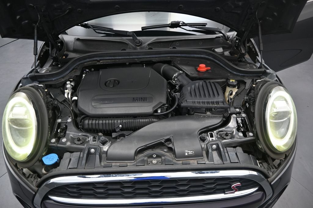 Used 2020 Gray MINI Classic image 27