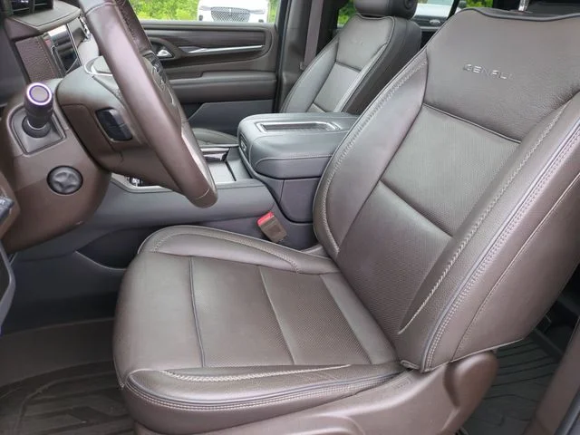 Used 2022 White GMC Denali image 15