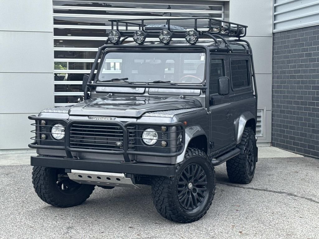 Used 1997 Beluga Black Clearcoat Land Rover COLLECTOR SERIES image 1