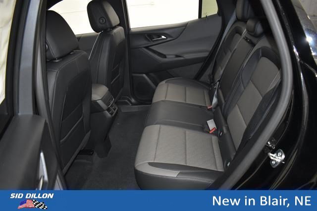 New 2026 Mosaic Black Metallic Chevrolet LT image 9