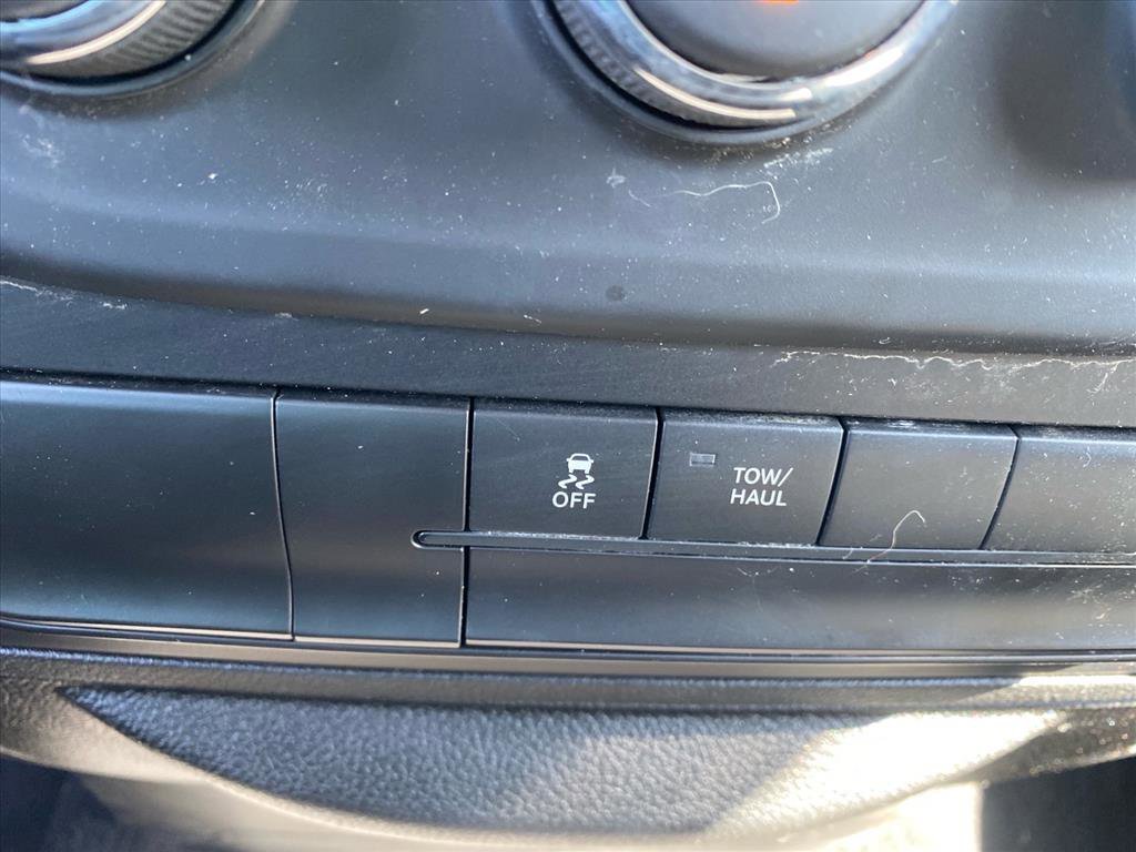 Used 2019 Granite Crystal Metallic Clearcoat Ram Express image 13