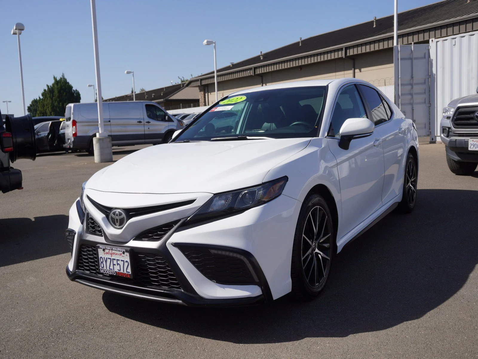 Used 2022 White Toyota SE image 7