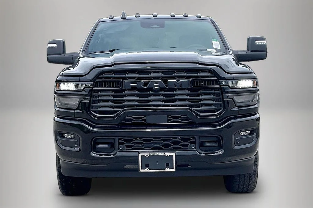 New 2026 Diamond Black Crystal Pearl-Coat Exterior Paint RAM Big Horn image 12