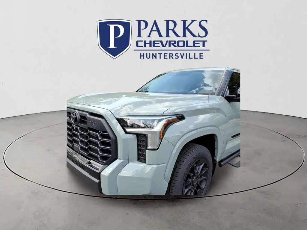 Used 2024  Toyota Limited image 27