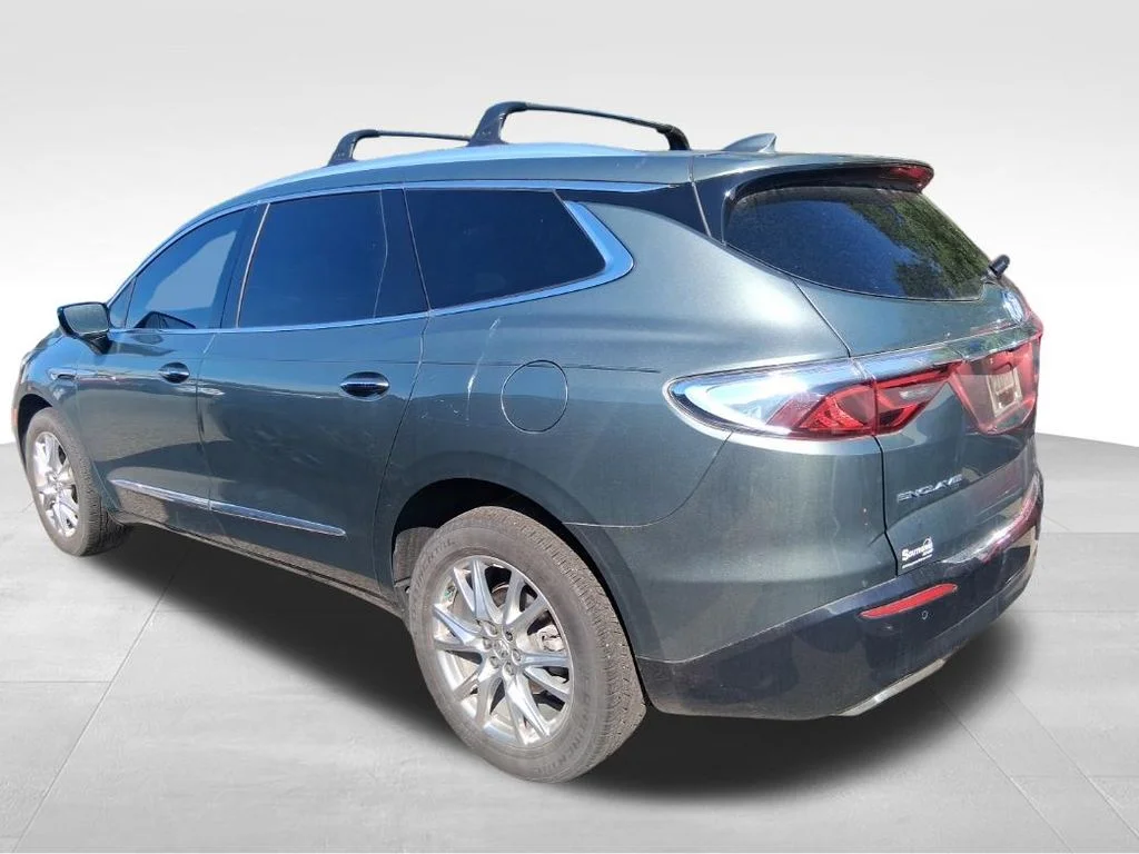 Used 2023 Green Buick Premium Group image 4