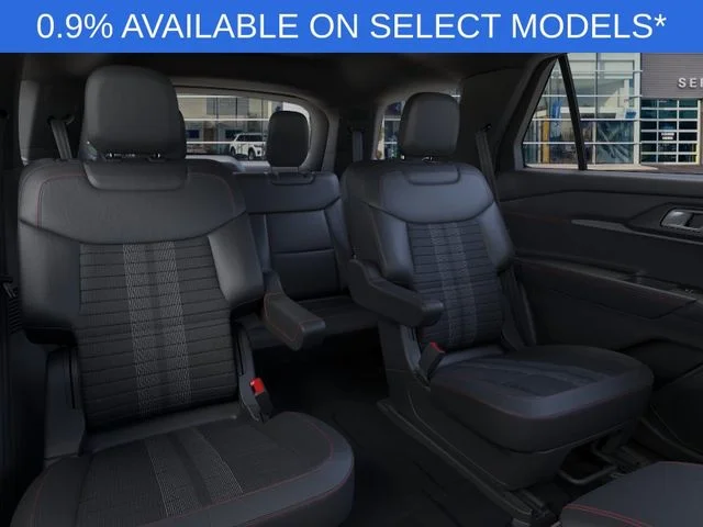 New 2026 Star White Metallic Tri-Coat Ford ST-Line image 11