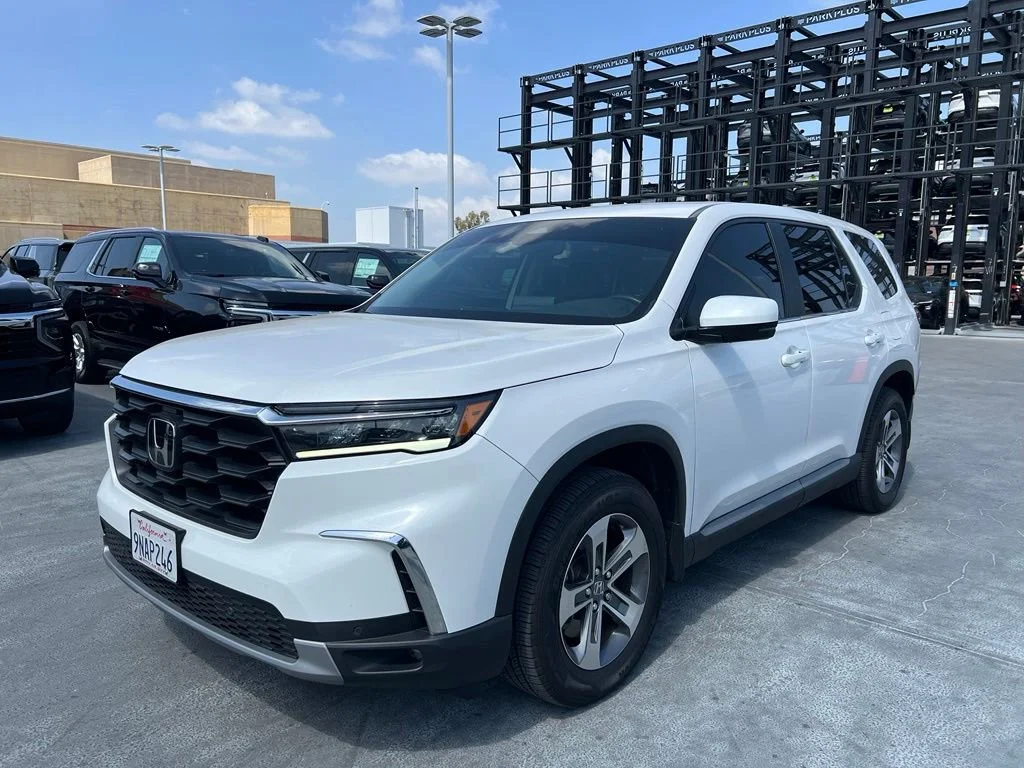2025 Honda Pilot EX-L 2WD's photo