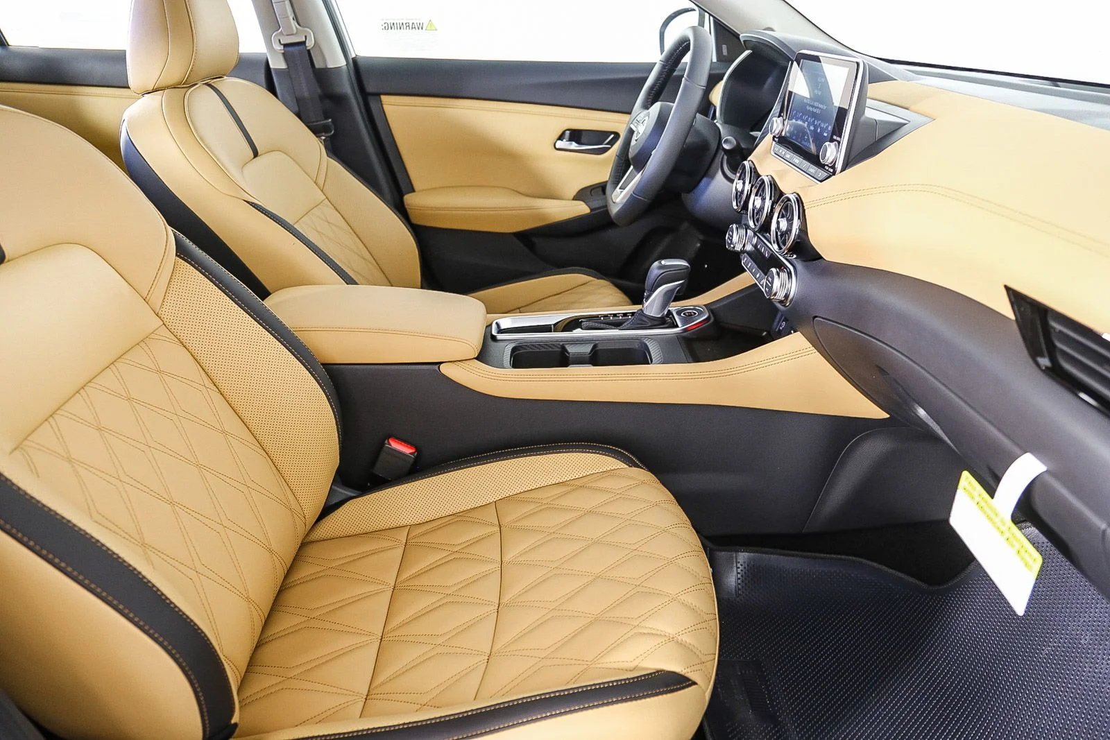 Used 2025 White Nissan SV w/ PREMIUM PKG image 16