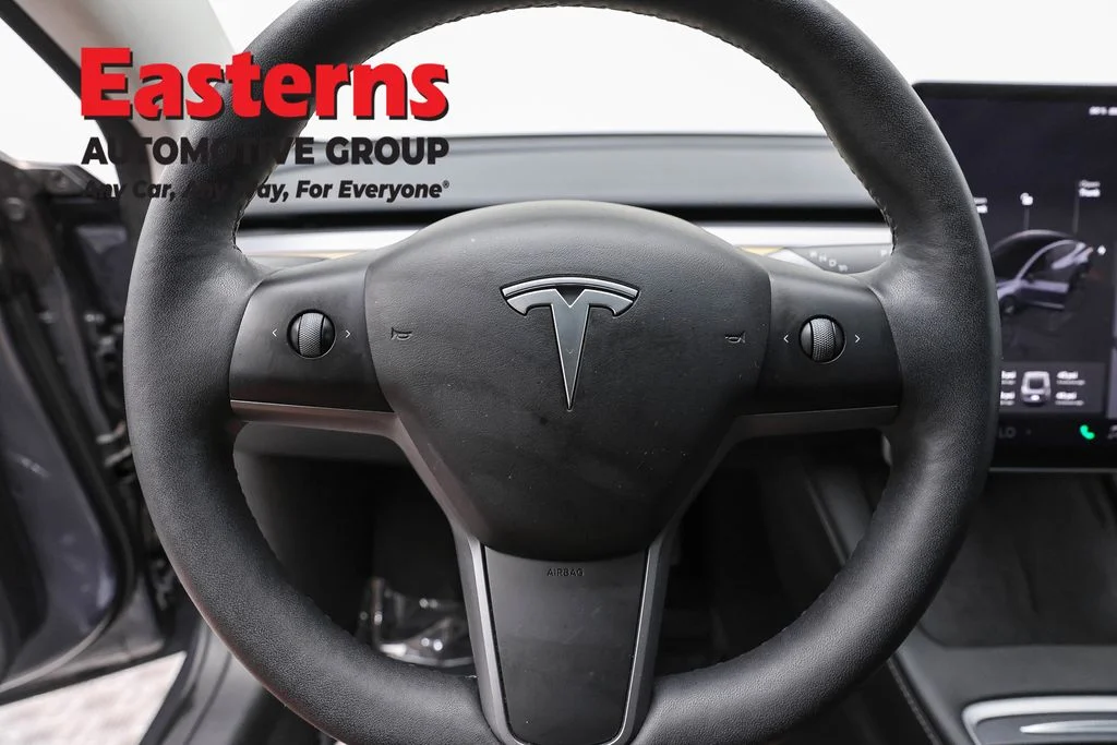 Used 2023 Gray Tesla Base image 10