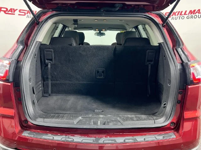Used 2017 Red Chevrolet 1LT image 24