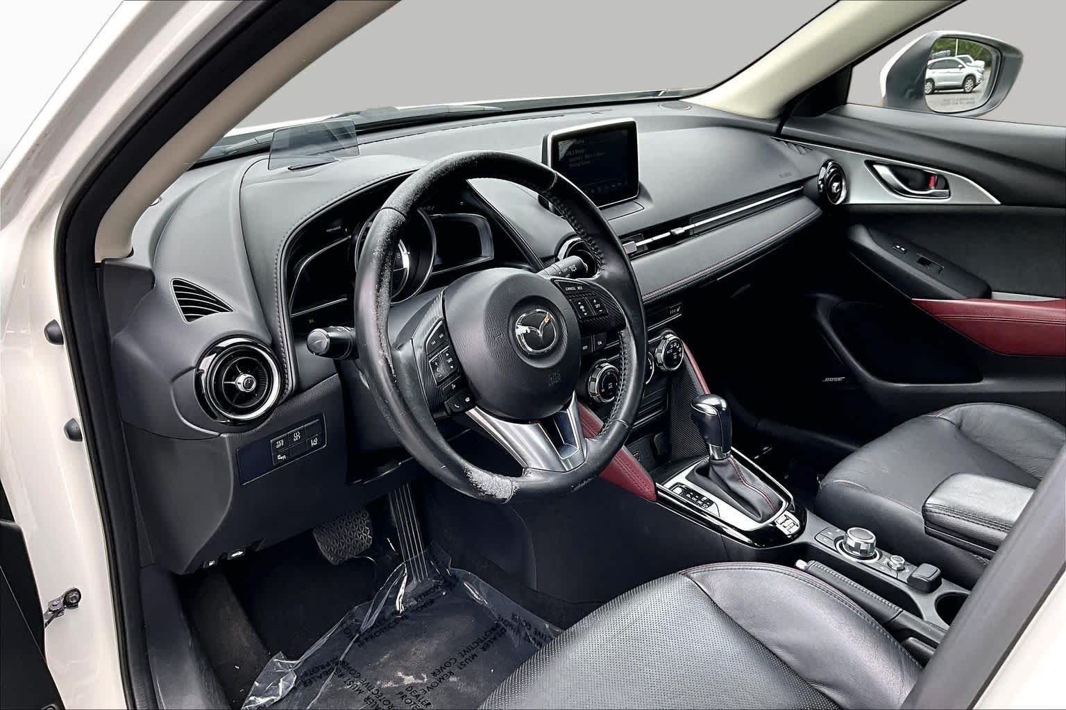Used 2017 Crystal White Pearl Mica Mazda Grand Touring image 18