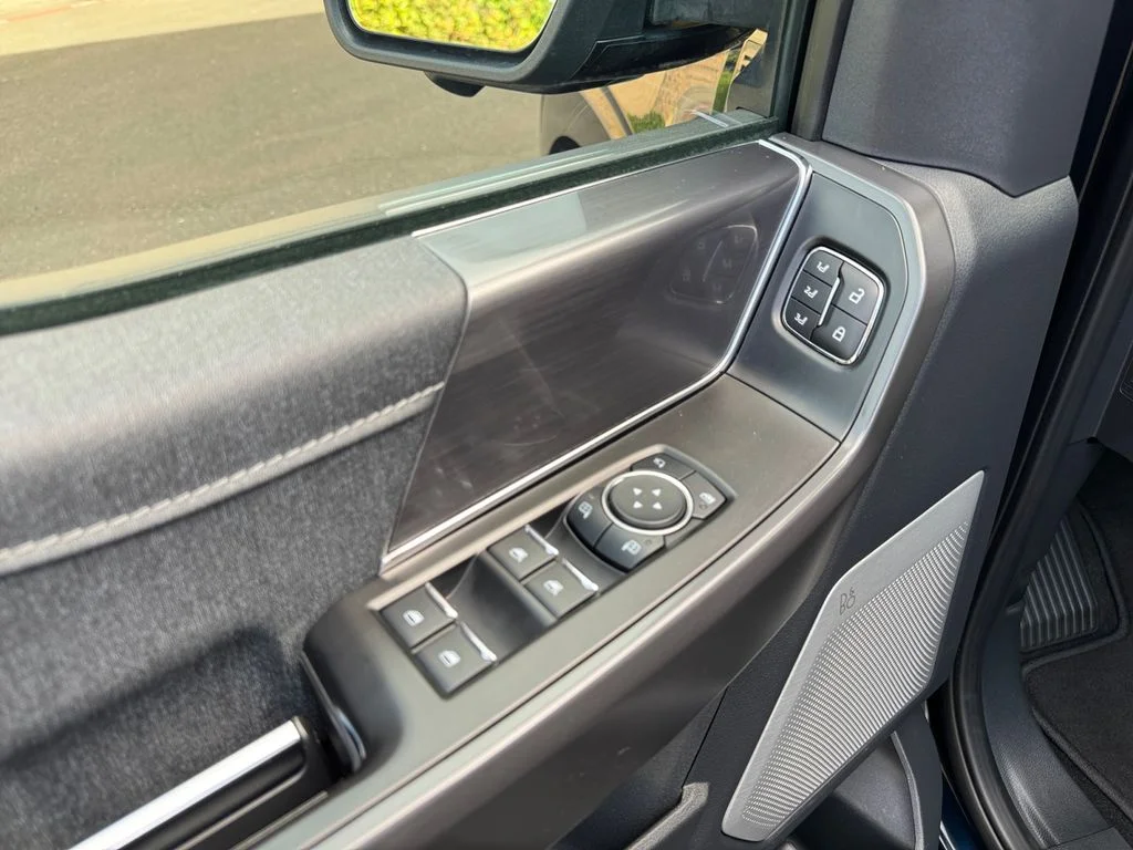 Used 2024 Blue Ford Lariat image 11