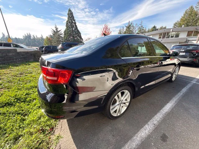 Used 2015 Black Volkswagen 2.0L TDI SEL image 7