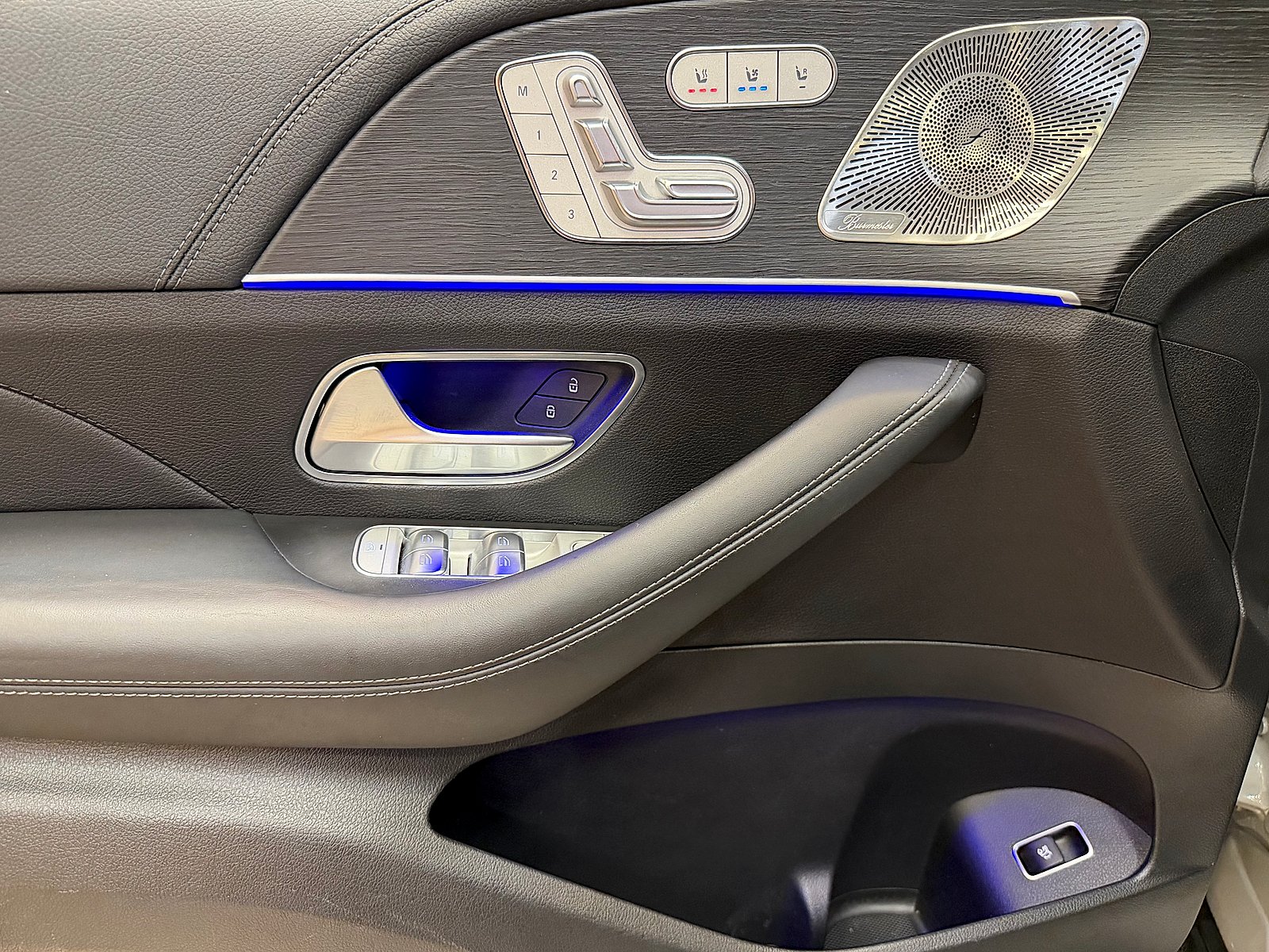 Used 2024 MANUFAKTUR Alpine Grey Mercedes-Benz 4MATIC®+ image 9