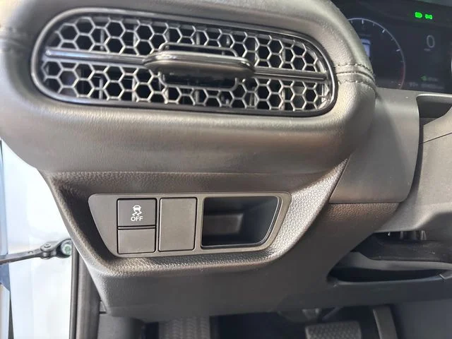 2025 Honda HR-V LX - Photo 16
