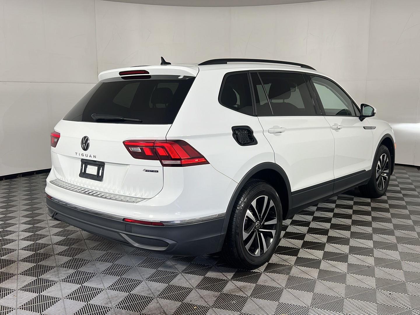 Used 2024 Pure White Volkswagen S image 10